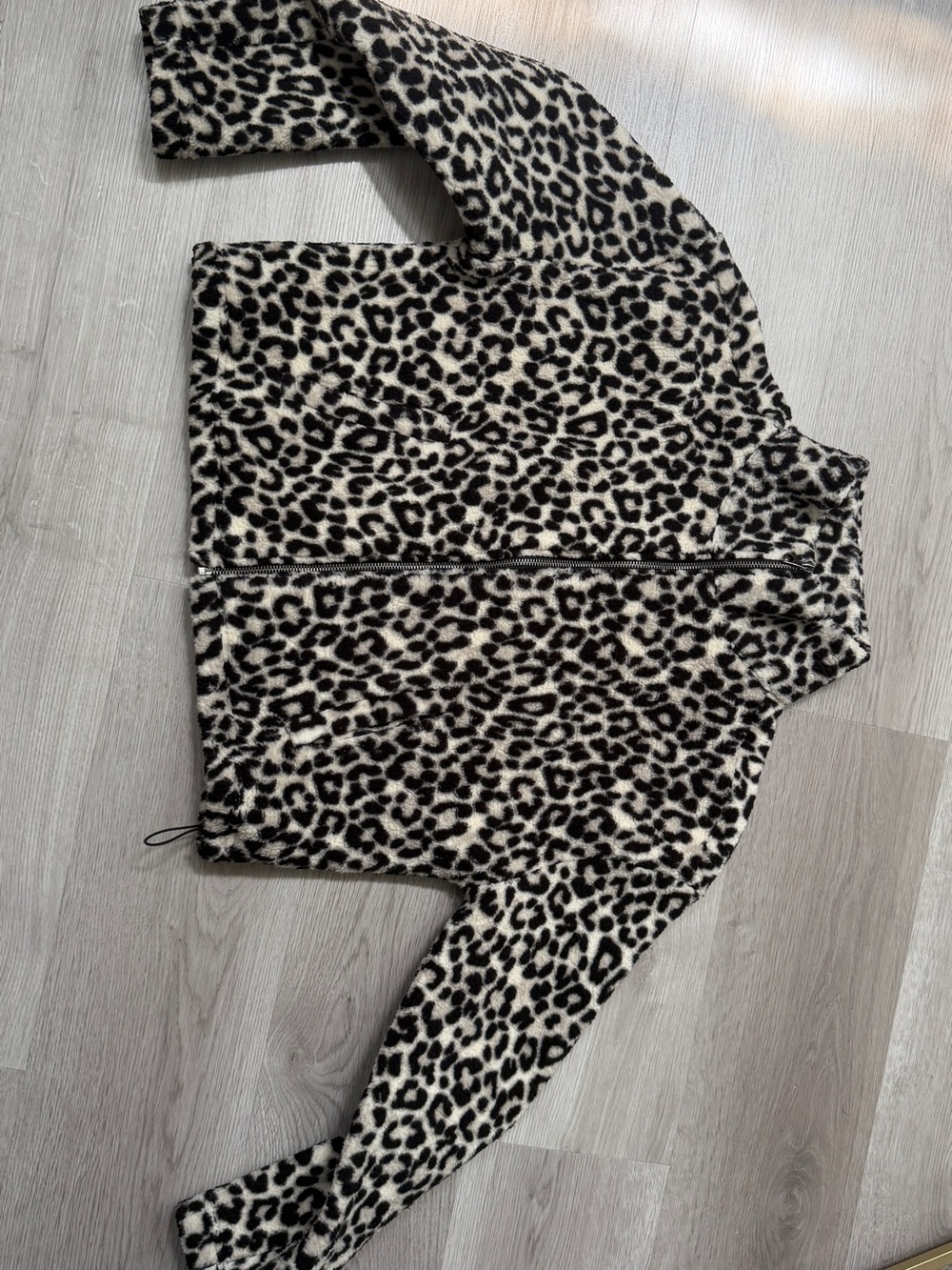 Love Tree Leopard Print Ski Jacket in Black and Cream